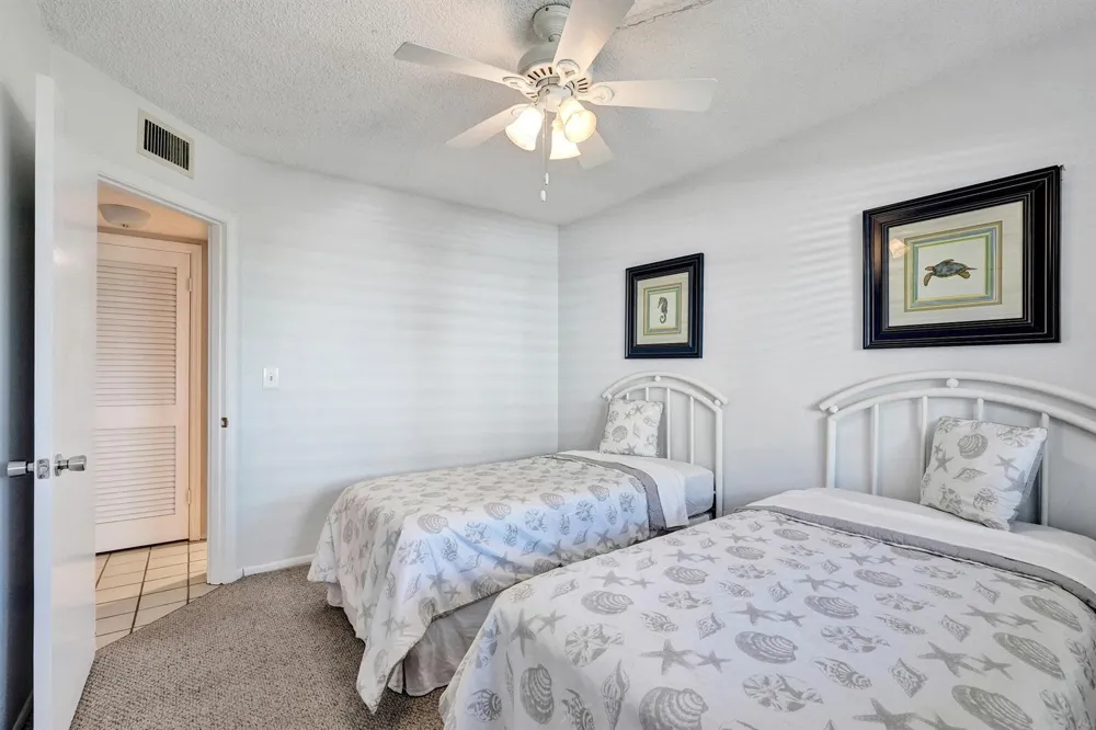 308 GOLFVIEW ROAD #406 North Palm Beach, FL 33408