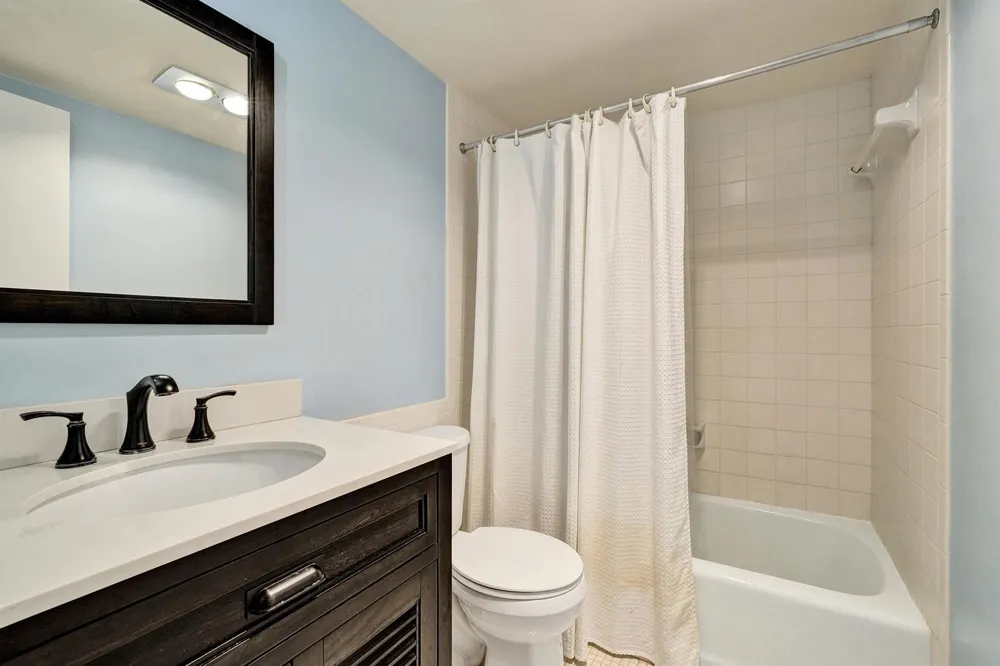 308 GOLFVIEW ROAD #406 North Palm Beach, FL 33408