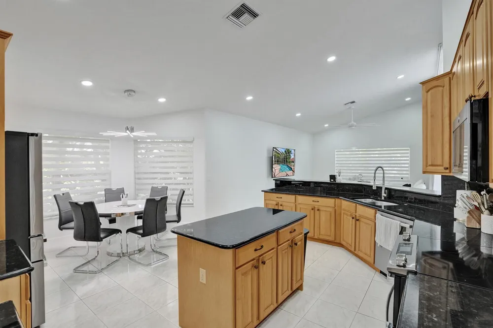 6020 NW 61ST Manor Parkland, FL 33067