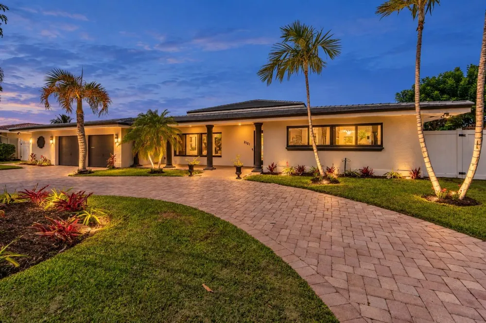 2121 NE 29TH STREET Lighthouse Point, FL 33064