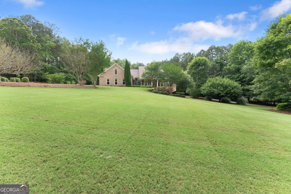 1178 Antrim Glen DR Hoschton, GA 30548