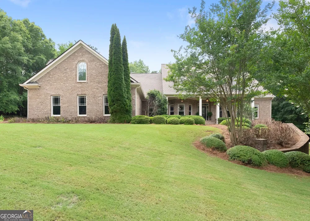 1178 Antrim Glen DR Hoschton, GA 30548