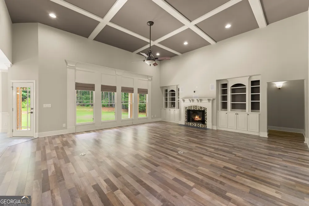 1178 Antrim Glen DR Hoschton, GA 30548