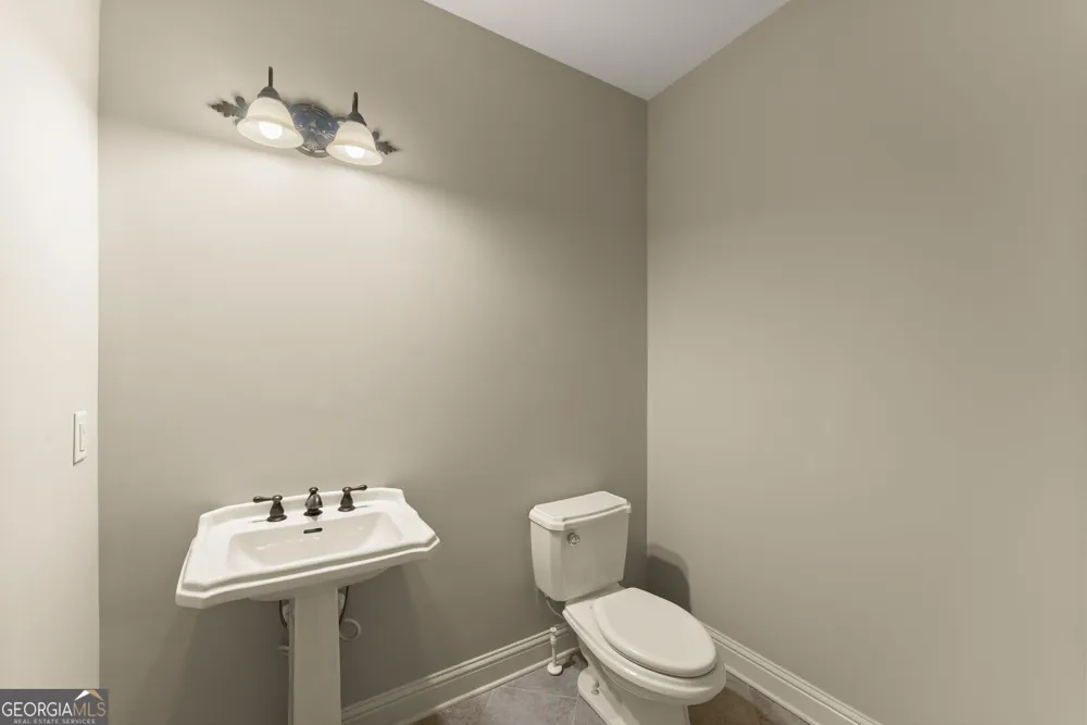 1178 Antrim Glen DR Hoschton, GA 30548