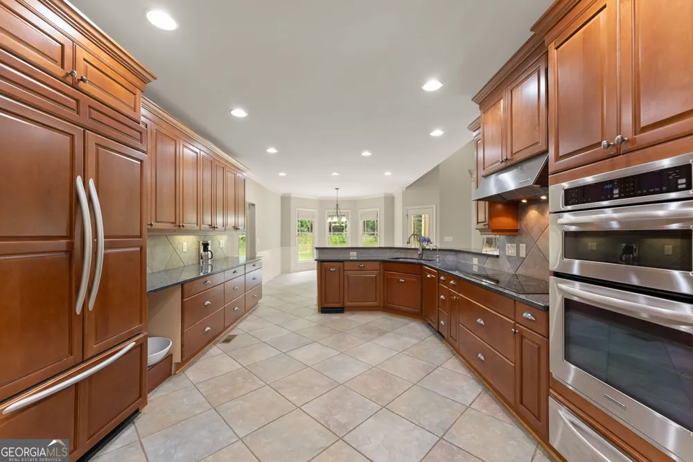 1178 Antrim Glen DR Hoschton, GA 30548