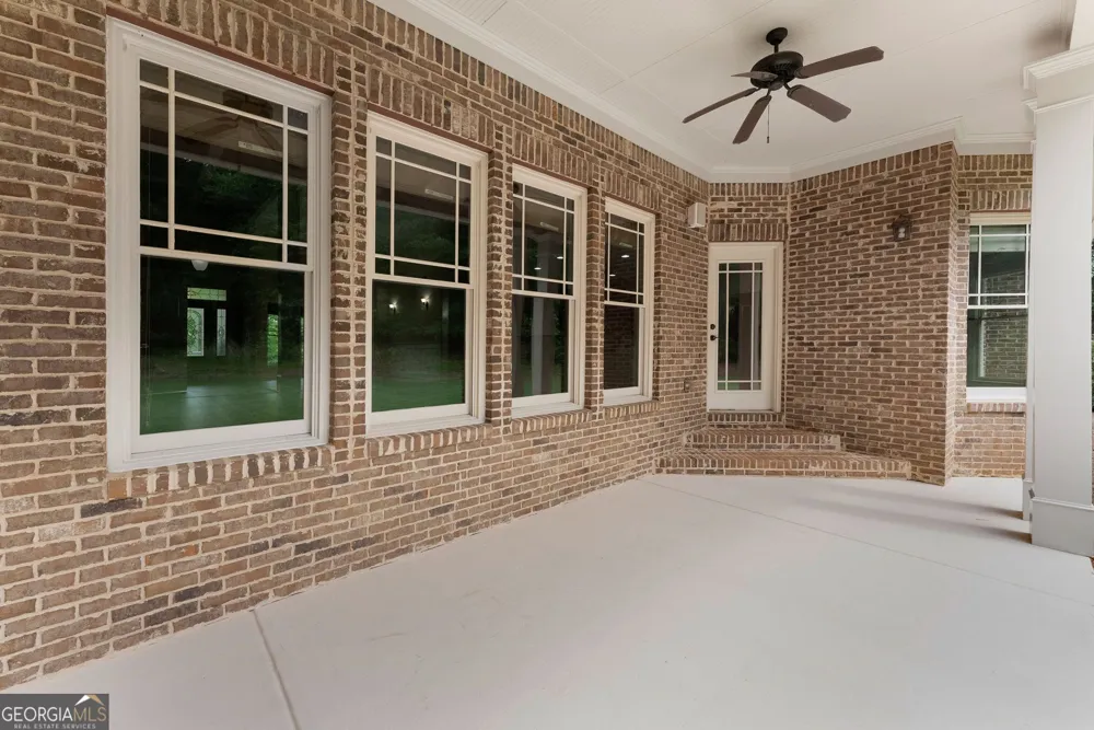1178 Antrim Glen DR Hoschton, GA 30548