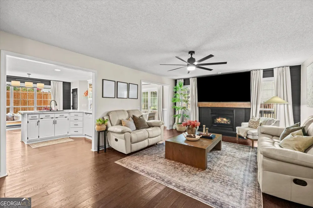 209 Vineyard DR Tunnel Hill, GA 30755