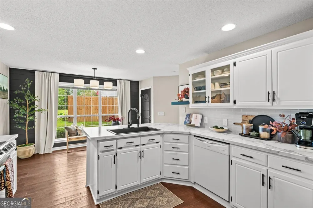 209 Vineyard DR Tunnel Hill, GA 30755