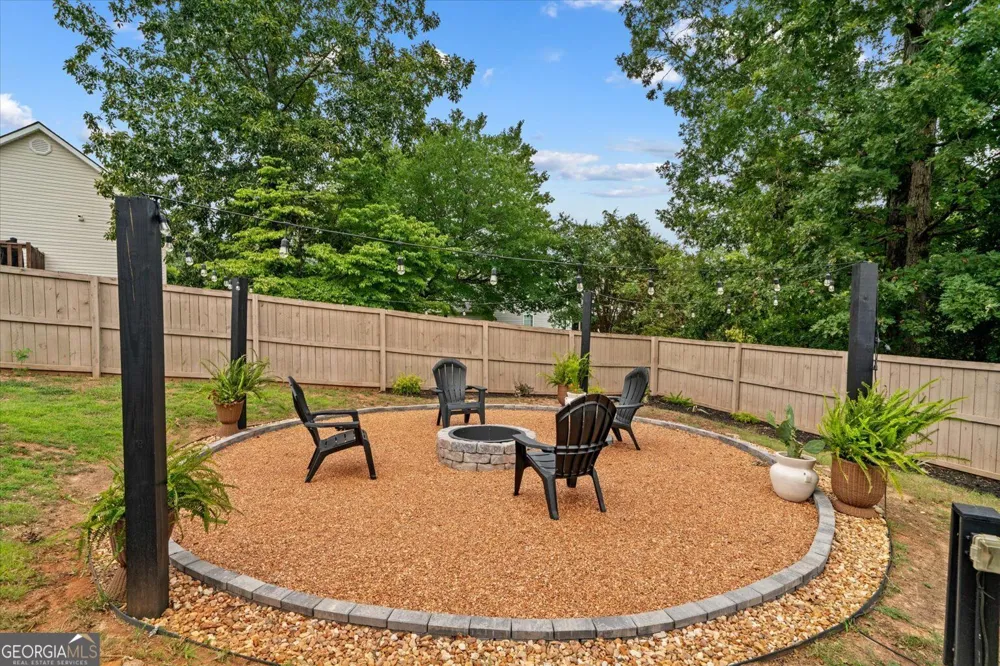 209 Vineyard DR Tunnel Hill, GA 30755