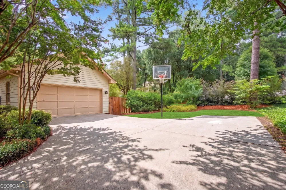 505 Middleton PL Roswell, GA 30075