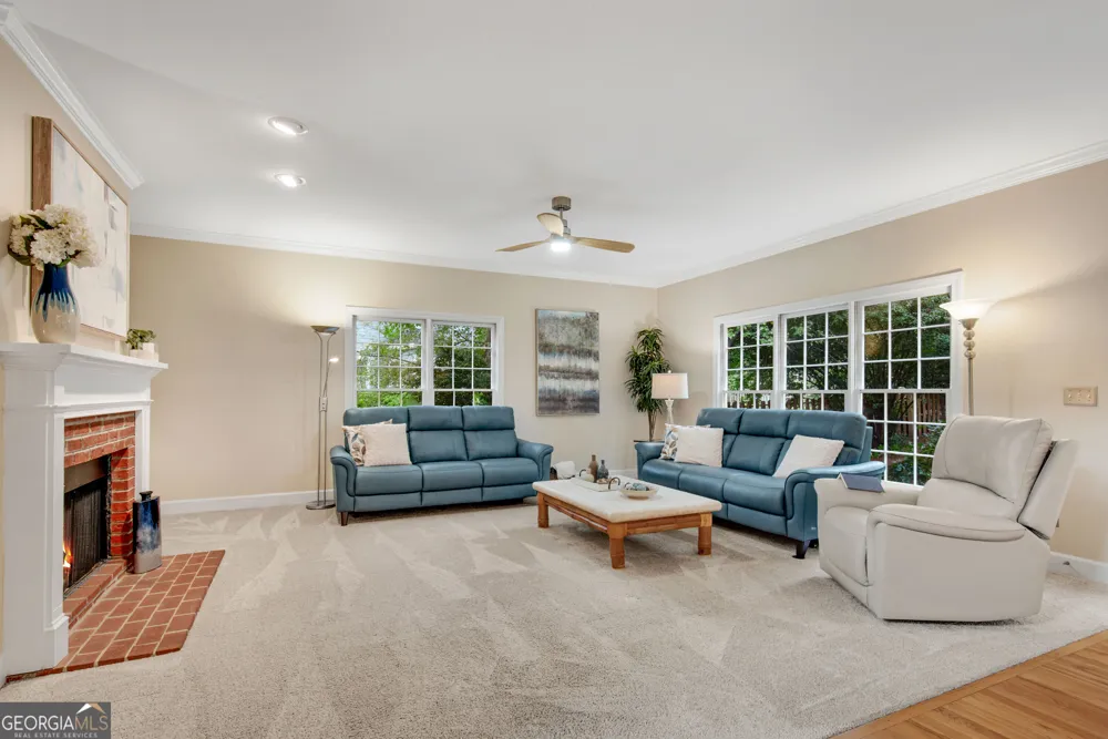 505 Middleton PL Roswell, GA 30075