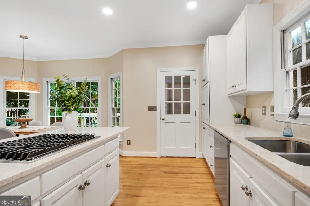 505 Middleton PL Roswell, GA 30075