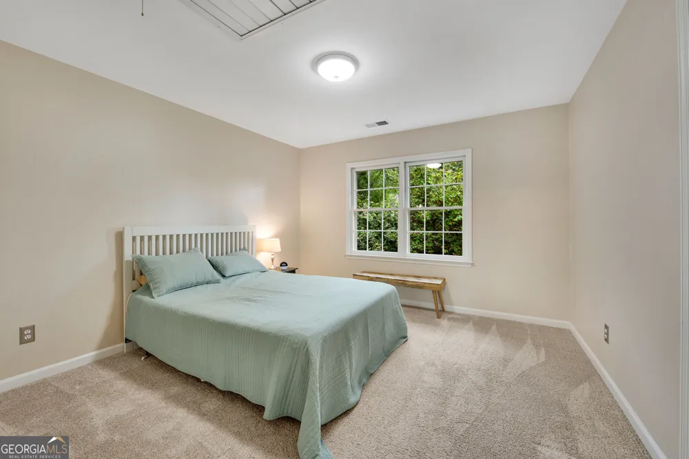 505 Middleton PL Roswell, GA 30075