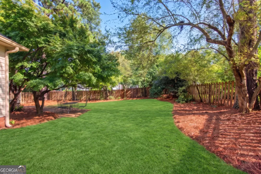 505 Middleton PL Roswell, GA 30075