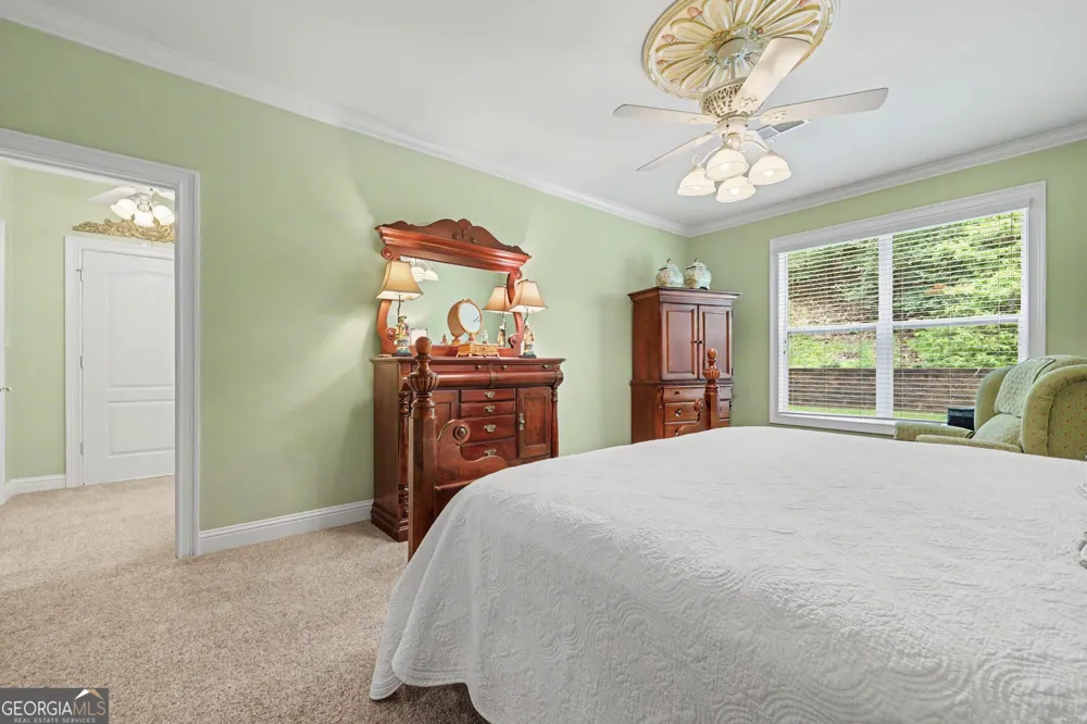 272 Glen Lake DR Hoschton, GA 30548