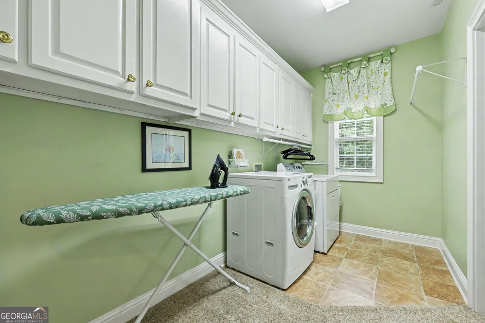 272 Glen Lake DR Hoschton, GA 30548