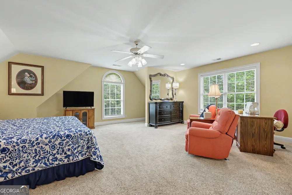 272 Glen Lake DR Hoschton, GA 30548