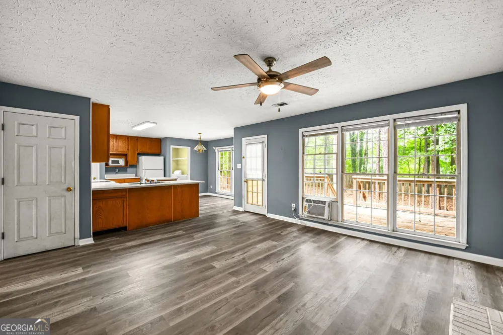 3270 Dogwood DR Powder Springs, GA 30127