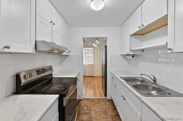 384 S Ironton Street #211 Aurora, CO 80012