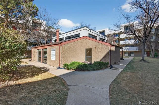 384 S Ironton Street #211 Aurora, CO 80012