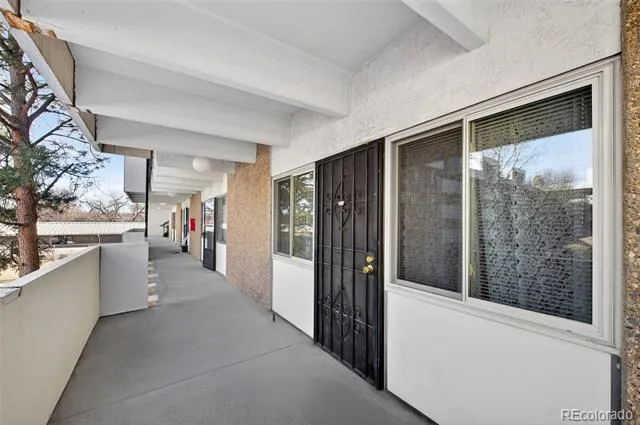 384 S Ironton Street #211 Aurora, CO 80012