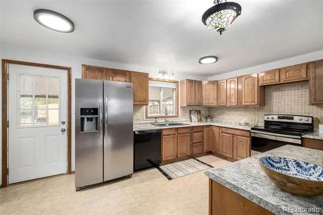 10095 W 41st Avenue Wheat Ridge, CO 80033