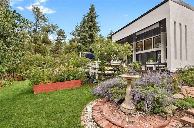4693 Cheyenne Drive Larkspur, CO 80118