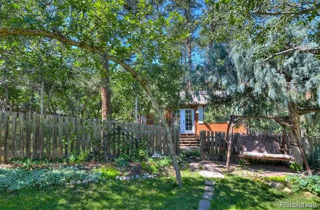 4693 Cheyenne Drive Larkspur, CO 80118