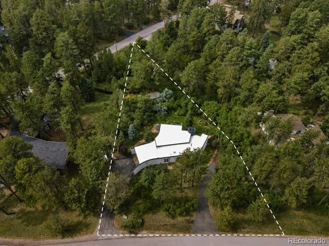 4693 Cheyenne Drive Larkspur, CO 80118