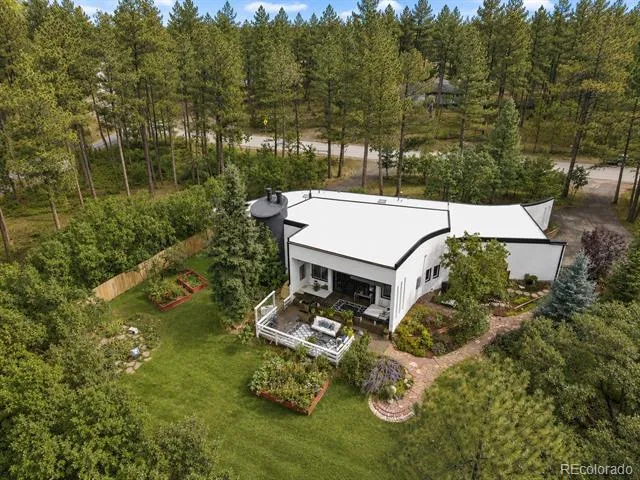 4693 Cheyenne Drive Larkspur, CO 80118