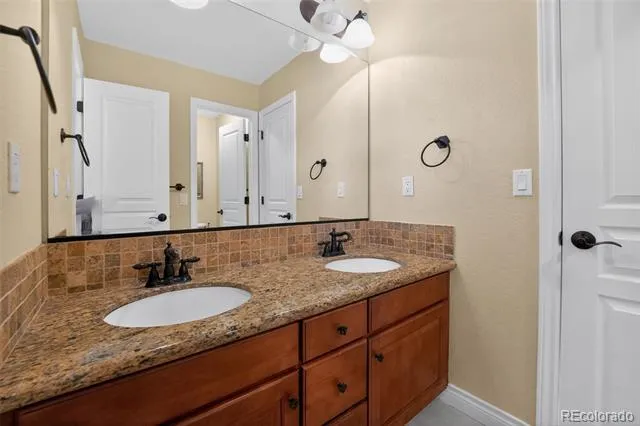 15258 W 75th Place Arvada, CO 80007