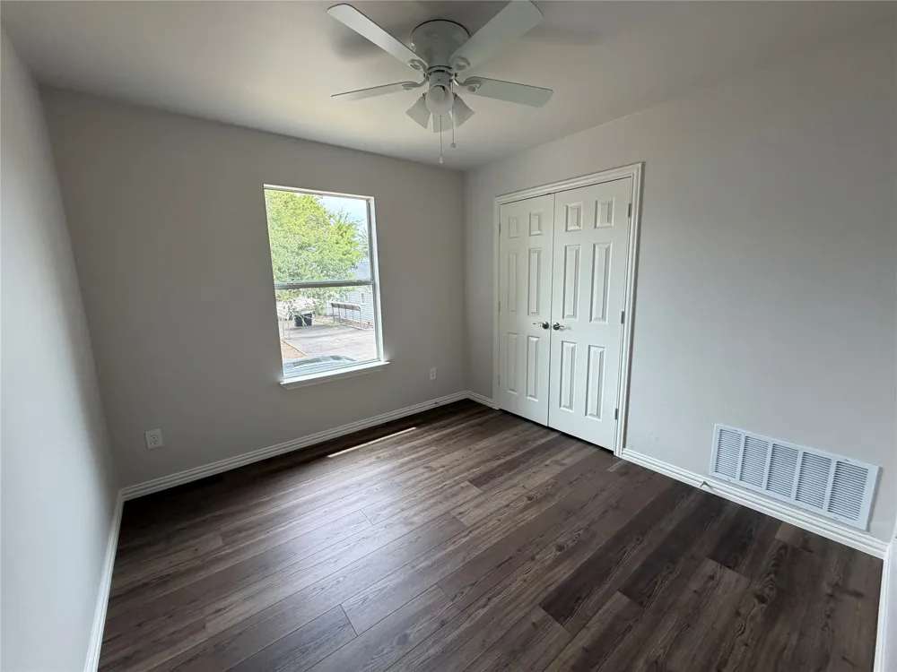 1000 Throckmorton Street #A,B McKinney, TX 75069