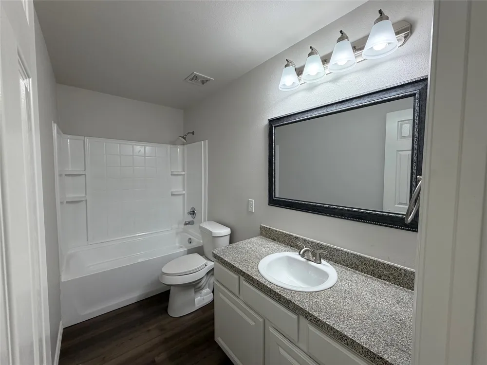 1000 Throckmorton Street #A,B McKinney, TX 75069