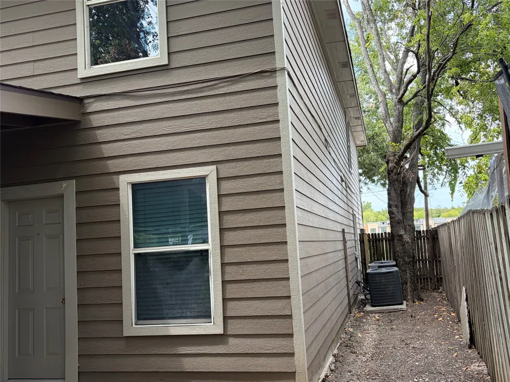 1000 Throckmorton Street #A,B McKinney, TX 75069