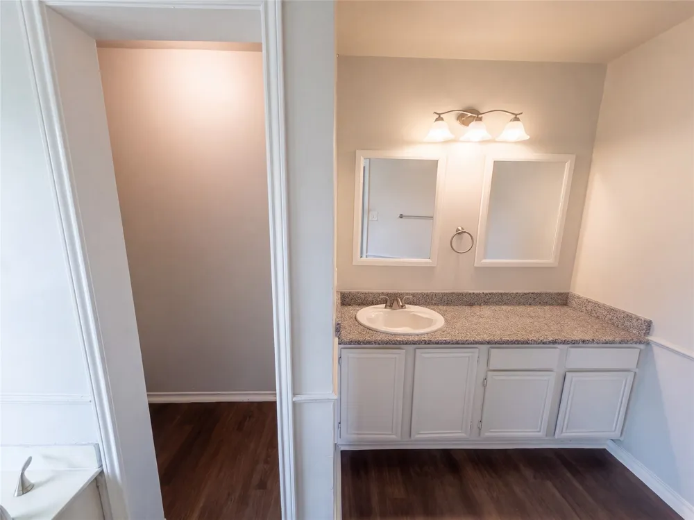 108 Marvin Gardens Waxahachie, TX 75165