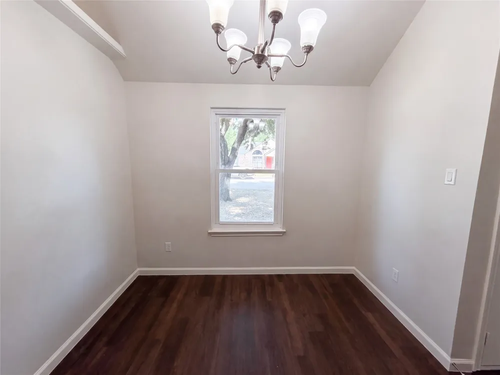 108 Marvin Gardens Waxahachie, TX 75165