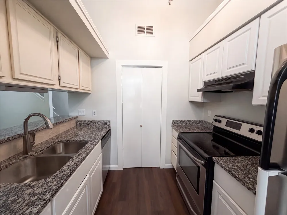 108 Marvin Gardens Waxahachie, TX 75165