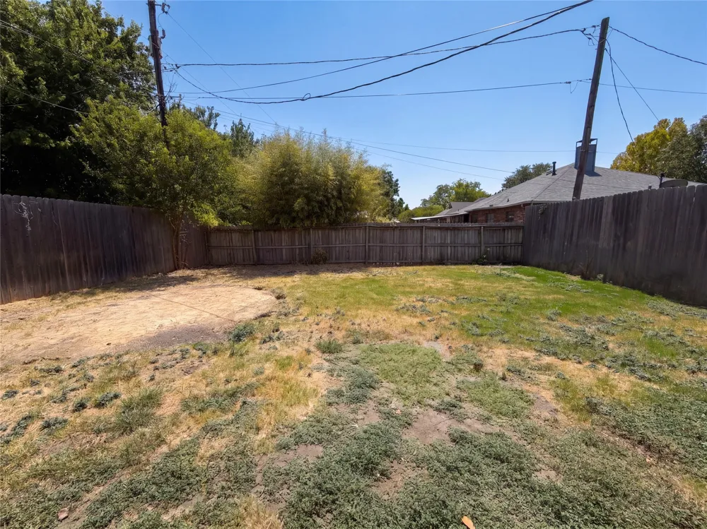 108 Marvin Gardens Waxahachie, TX 75165