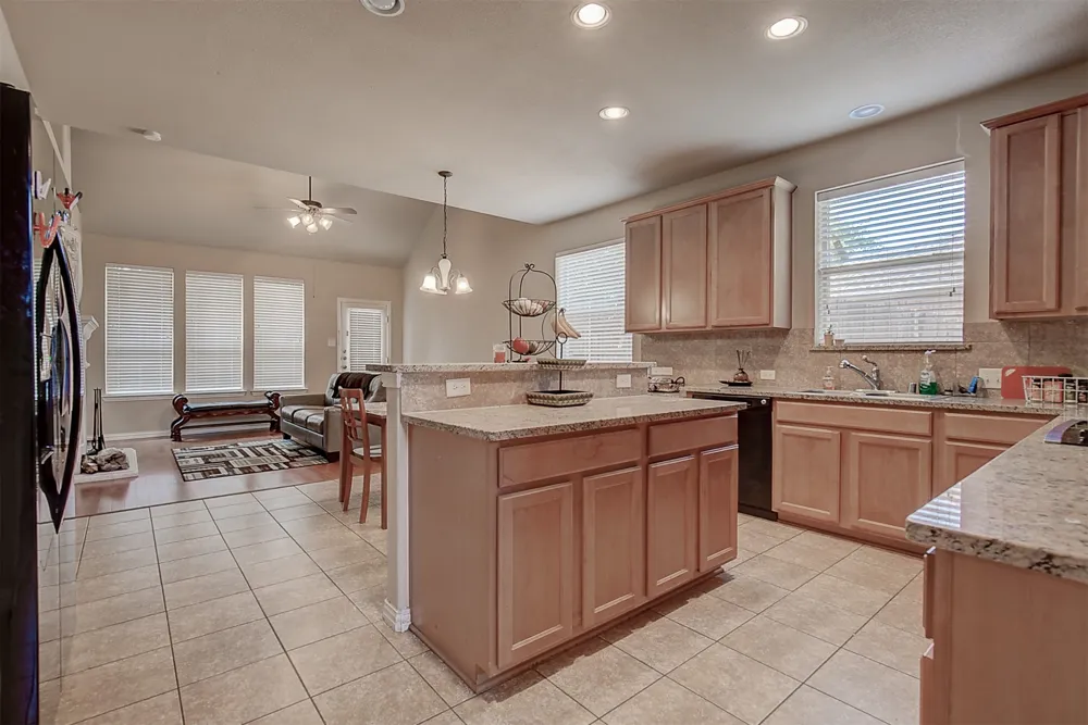 2832 Gooseberry Drive Plano, TX 75074