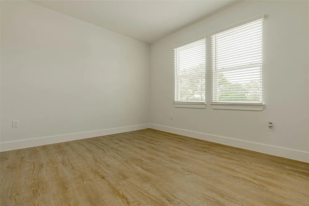 6006 Jerrycrest Drive #B Pearland, TX 77584