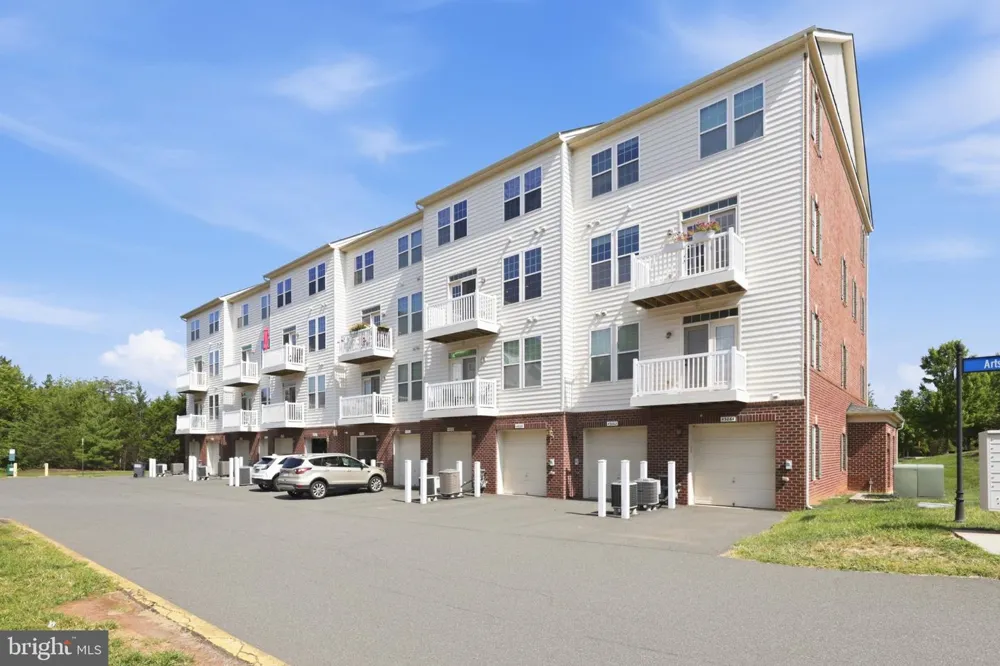 43860 ARTSMITH TERRACE Ashburn, VA 20147