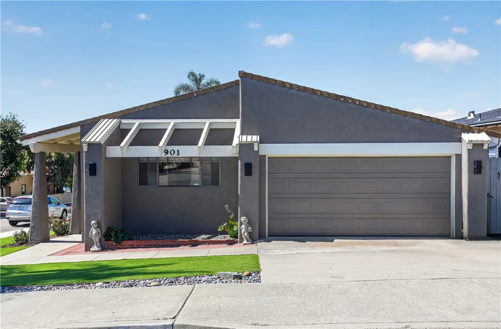 901 Visalia Street Pismo Beach, CA 93449