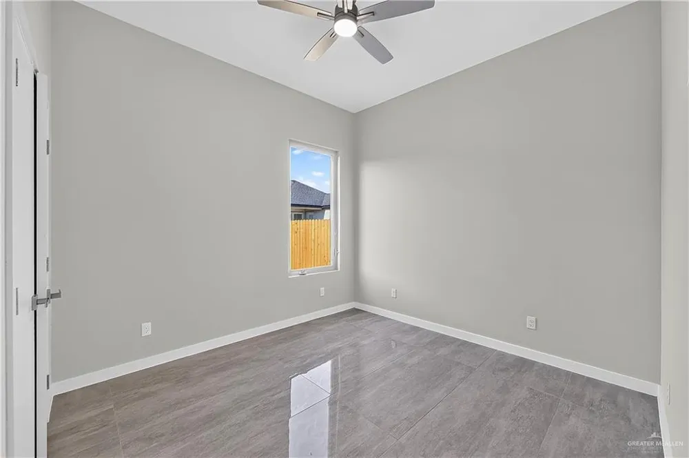 3201 E Rabbit Run Avenue Alton, TX 78573