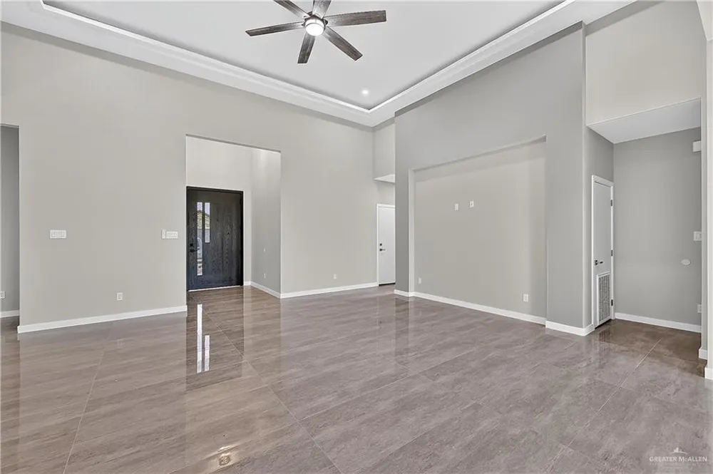 3201 E Rabbit Run Avenue Alton, TX 78573