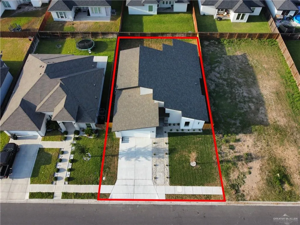 3201 E Rabbit Run Avenue Alton, TX 78573