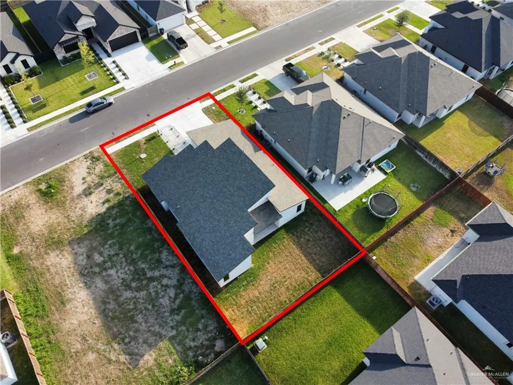 3201 E Rabbit Run Avenue Alton, TX 78573