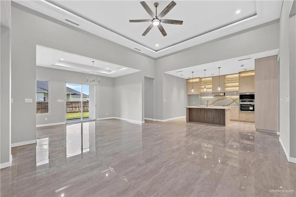 3201 E Rabbit Run Avenue Alton, TX 78573