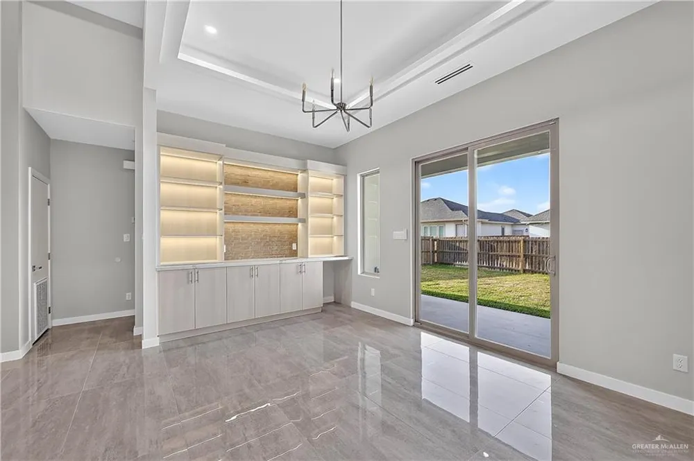 3201 E Rabbit Run Avenue Alton, TX 78573