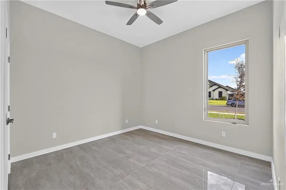 3201 E Rabbit Run Avenue Alton, TX 78573