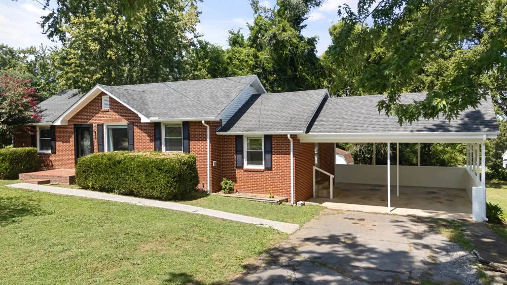 115 7th Ave NE Winchester, TN 37398